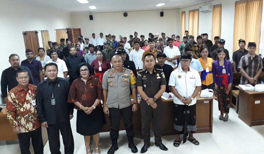 KY Fokus Kembalikan Kepercayaan Publik pada Peradilan KY Fokus Kembalikan Kepercayaan Publik pada Peradilan