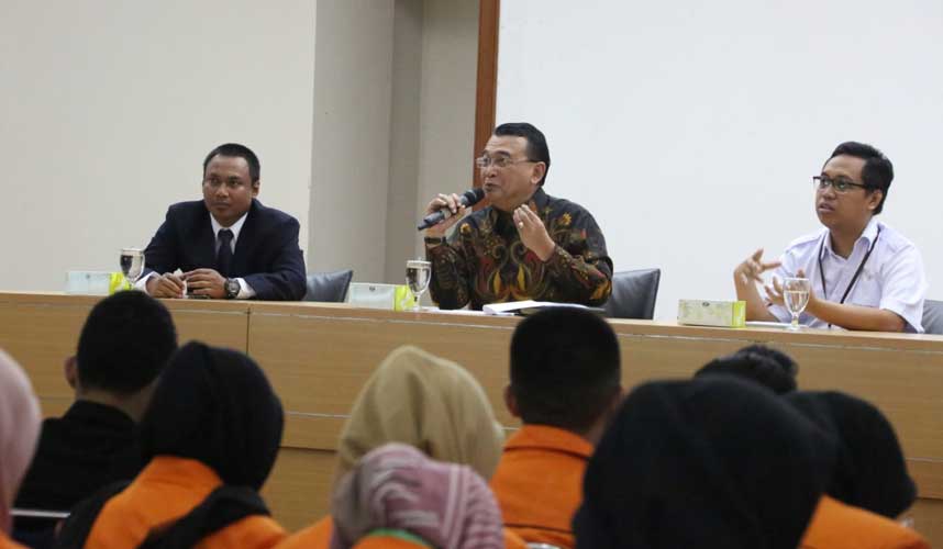 Mahasiswa UAD Yogyakarta Dijelaskan Soal Sanksi KY Mahasiswa UAD Yogyakarta Dijelaskan Soal Sanksi KY