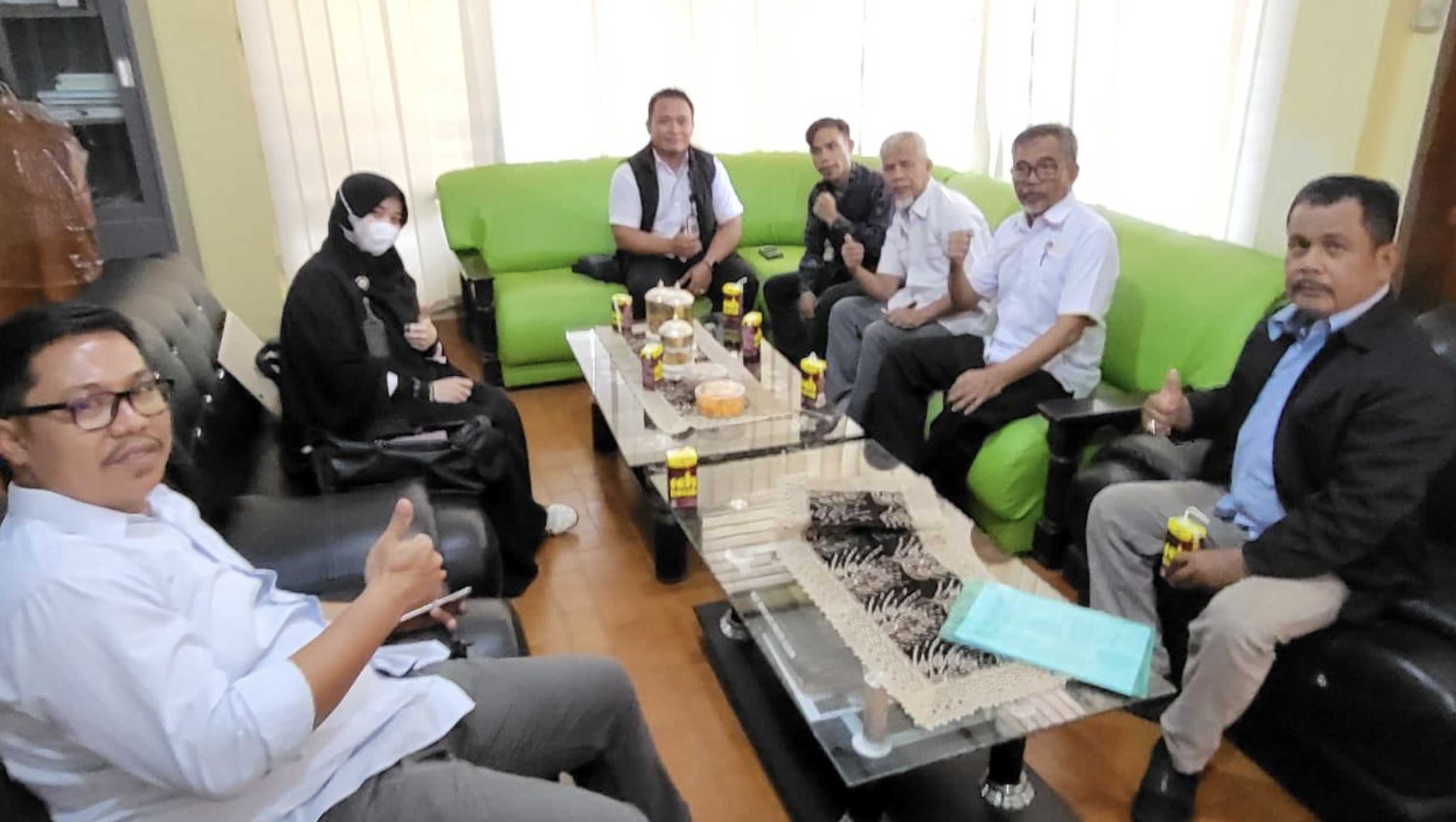 Penghubung KY Sulsel Audiensi dengan Rektor UPRI Makassar Bahas Peluang Kerja Sama