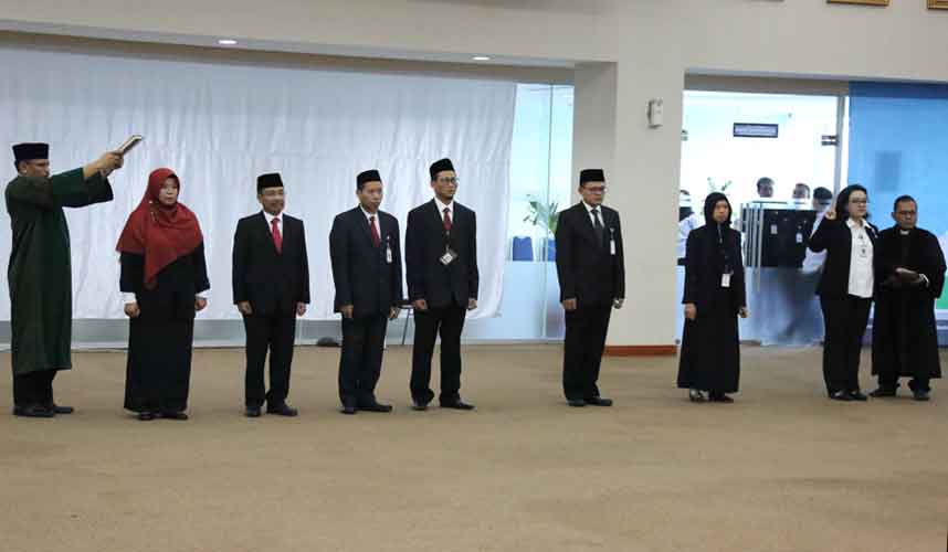 KY Gelar Pelantikan Pejabat Pimpinan Tinggi Pratama KY Gelar Pelantikan Pejabat Pimpinan Tinggi Pratama