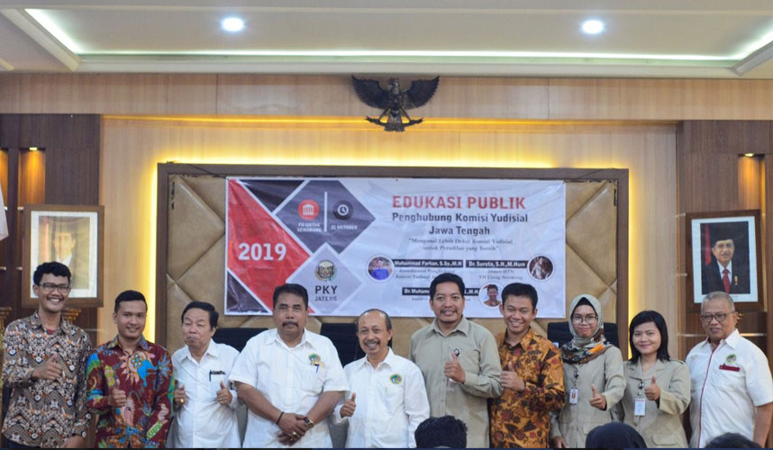 Penghubung KY Jateng Kenalkan KY ke Mahasiswa Semarang Penghubung KY Jateng Kenalkan KY ke Mahasiswa Semarang