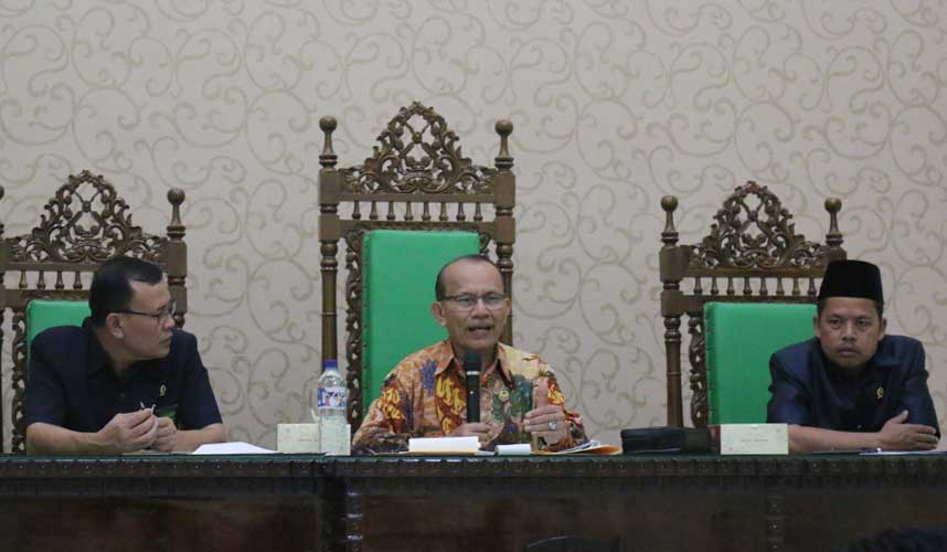 KY Imbau Hakim Pegang Teguh KEPPH KY Imbau Hakim Pegang Teguh KEPPH