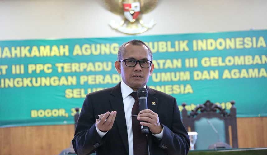 Ketua KY Berpesan Agar Cakim Bentengi Diri dengan Jaga Integritas Ketua KY Berpesan Agar Cakim Bentengi Diri dengan Jaga Integritas