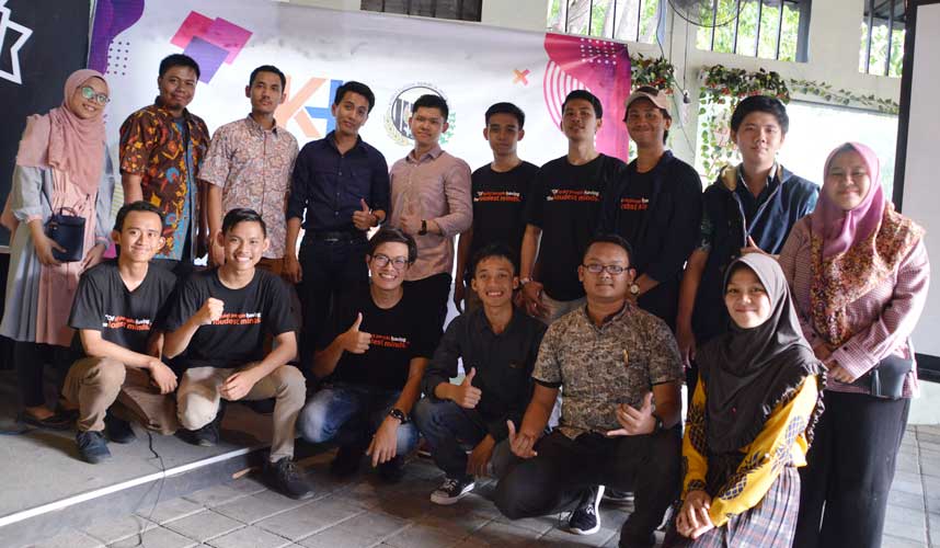 Penghubung KY Jatim Ajak Generasi Millenial Pahami Peradilan Bersih Penghubung KY Jatim Ajak Generasi Millenial Pahami Peradilan Bersih