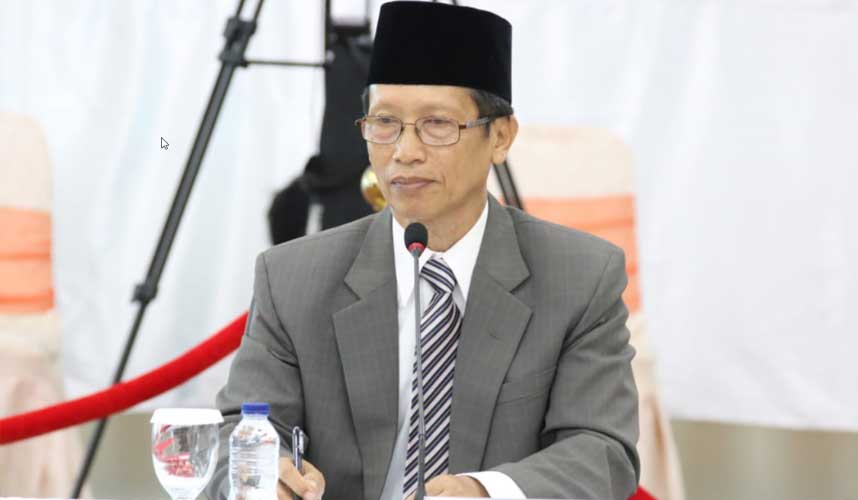 CHA Cholidul Azhar: Fatwa MUI Mengikat Ketika Ada di Peraturan Perundang-undangan CHA Cholidul Azhar: Fatwa MUI Mengikat Ketika Ada di Peraturan Perundang-undangan