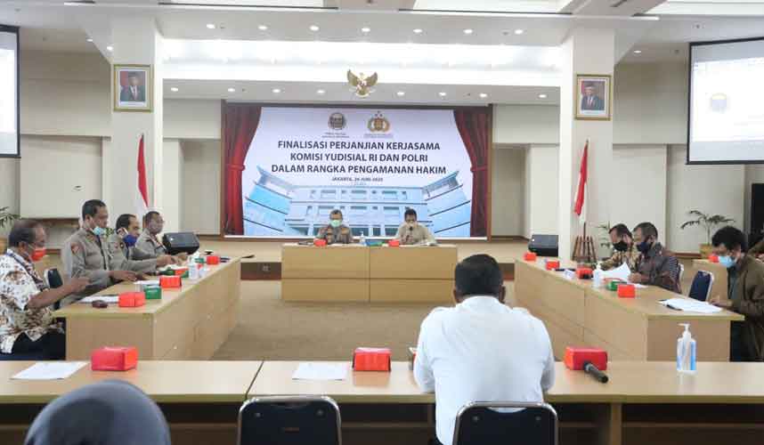 KY dan Polri Bahas Perjanjian Kerja Sama KY dan Polri Bahas Perjanjian Kerja Sama