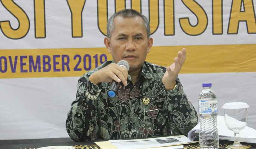 KY Minta adanya Revisi Undang-Undang untuk Penguatan KY KY Minta adanya Revisi Undang-Undang untuk Penguatan KY