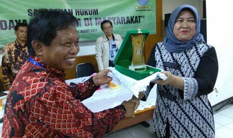 KY Sasar Kelurahan Sosialisasikan PPIH KY Sasar Kelurahan Sosialisasikan PPIH