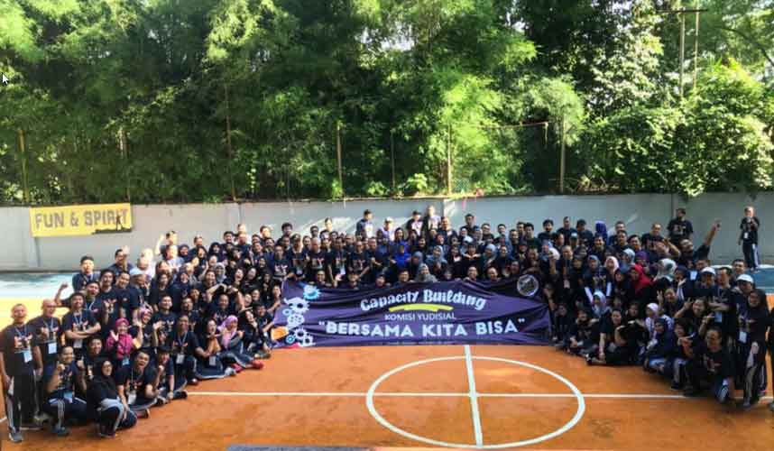 Wakil Ketua KY Menutup Raker KY 2019 Wakil Ketua KY Menutup Raker KY 2019