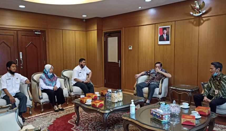 Penghubung KY Kaltim Galang Kerja Sama dengan DPRD Kaltim Penghubung KY Kaltim Galang Kerja Sama dengan DPRD Kaltim