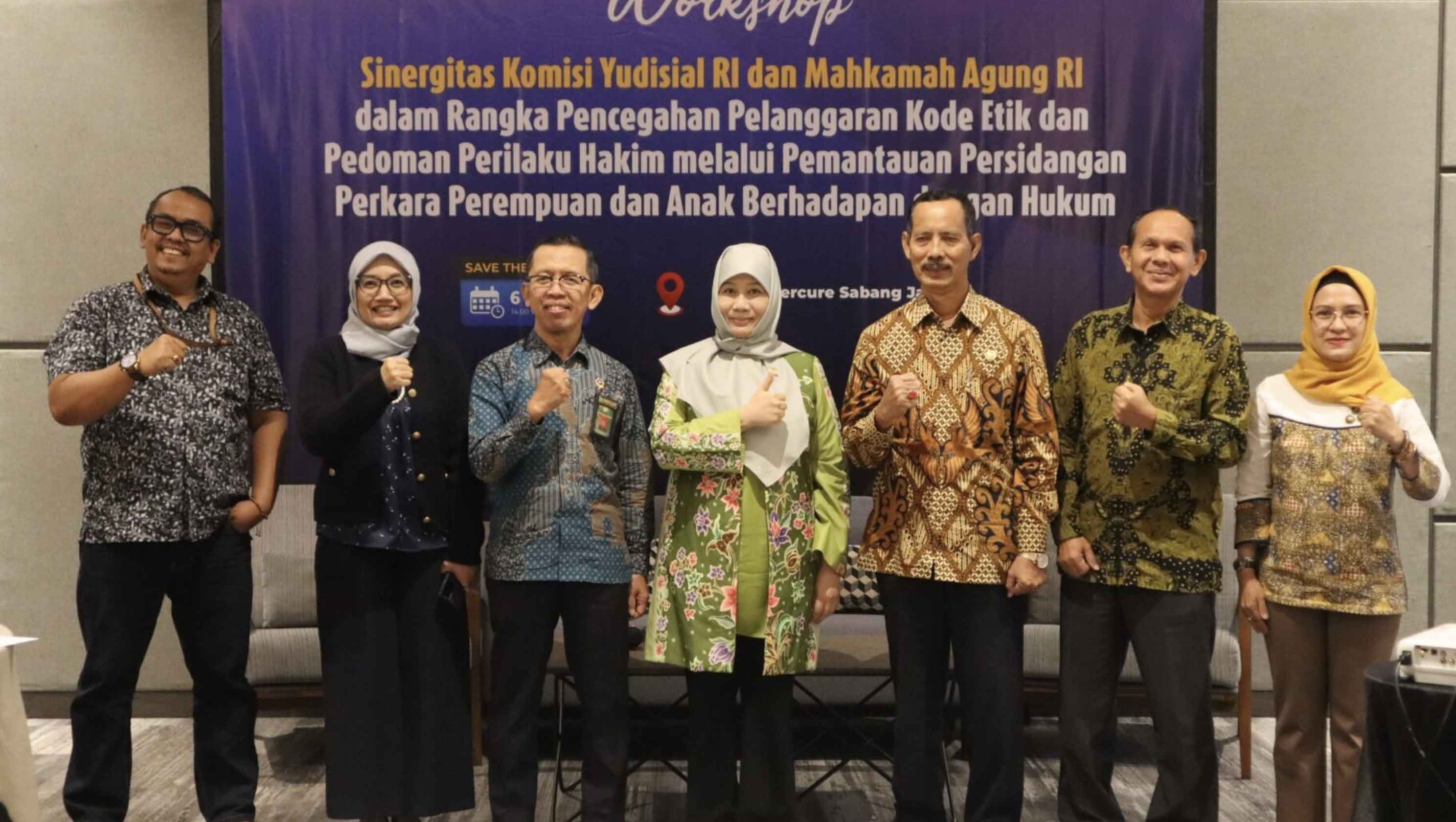KY dan MA Bersinergi Pantau Persidangan PBH dan ABH KY dan MA Bersinergi Pantau Persidangan PBH dan ABH
