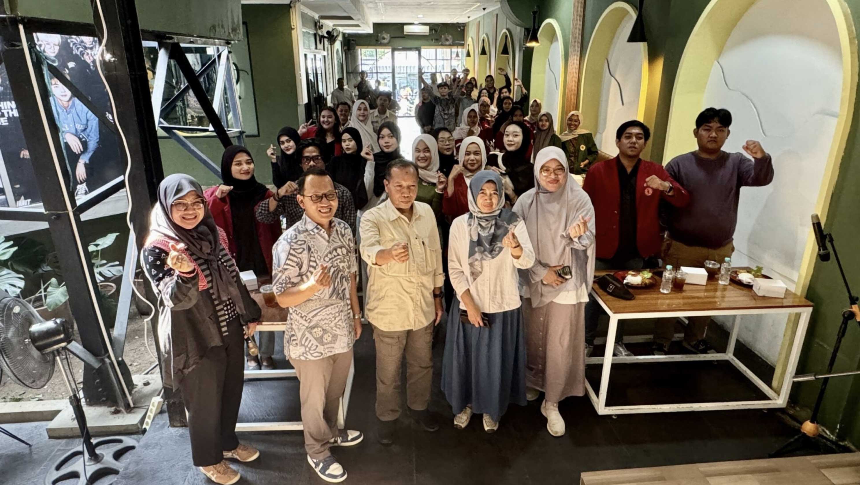 Semarak Dua Dekade, KY Gelar Edukasi Publik di Cirebon Semarak Dua Dekade, KY Gelar Edukasi Publik di Cirebon