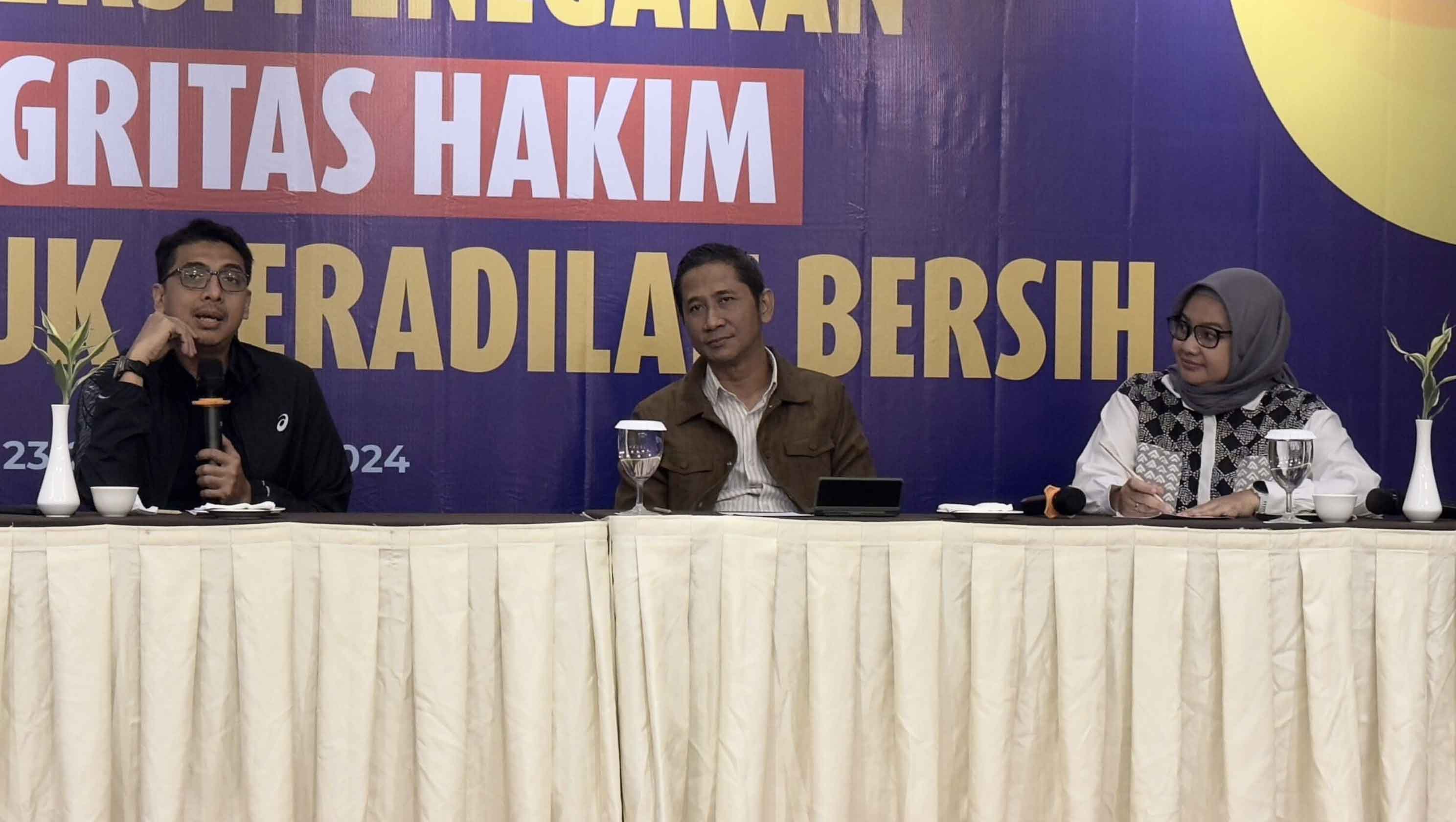 Media Massa Andil Menjaga Independensi KY
