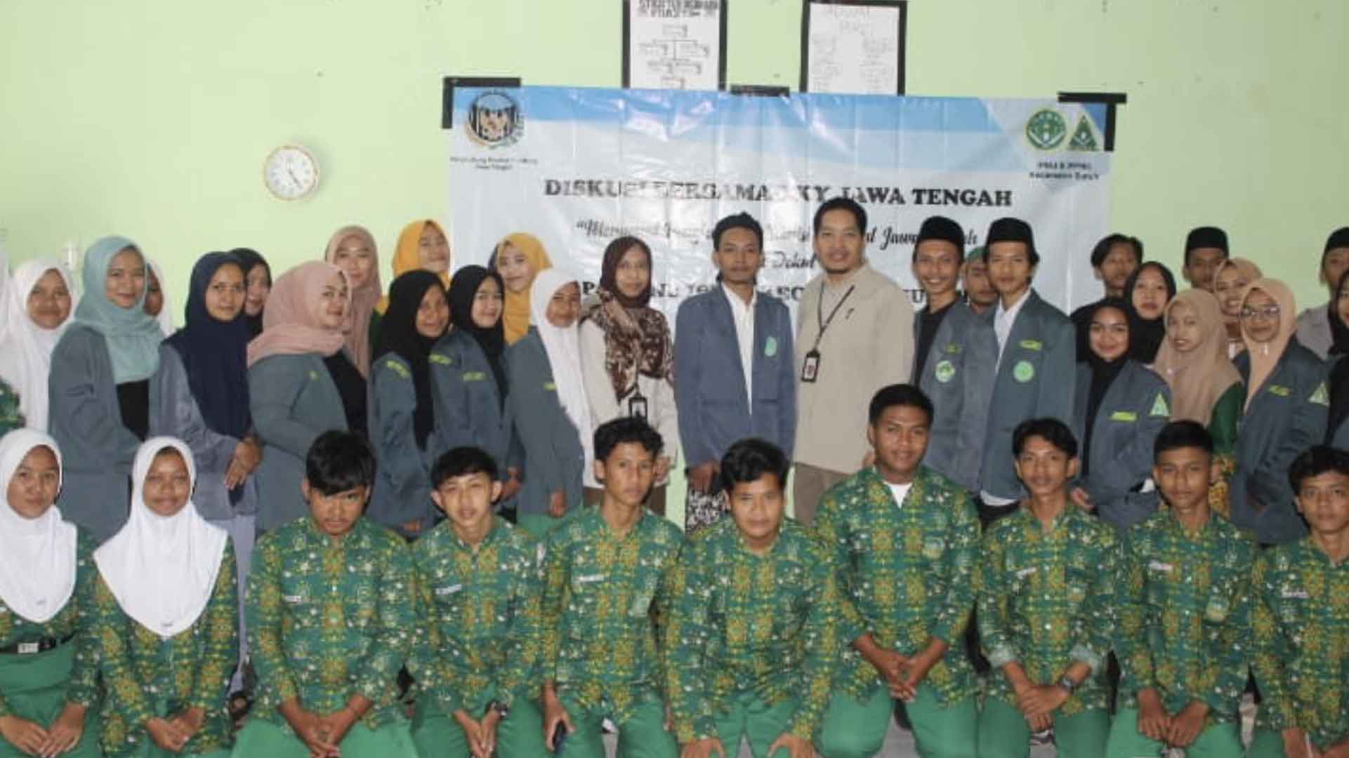 Penghubung KY Jateng Beri Edukasi Hukum ke IPNU Suruh