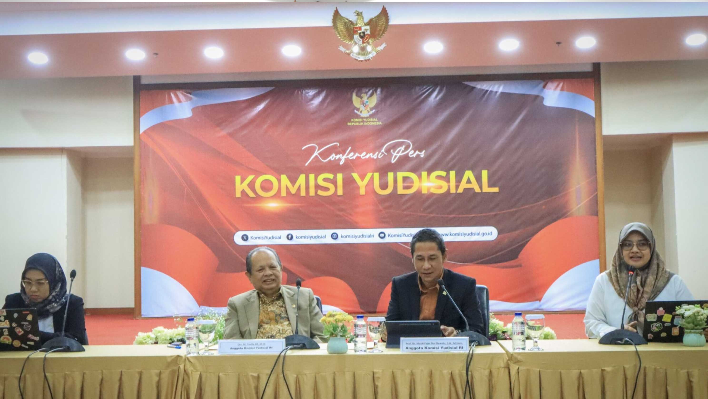 Siapa Saja 16 Calon Hakim Agung dan Calon Hakim ad hoc HAM di MA yang Diajukan ke DPR? Berikut Daftarnya Siapa Saja 16 Calon Hakim Agung dan Calon Hakim ad hoc HAM di MA yang Diajukan ke DPR? Berikut Daftarnya