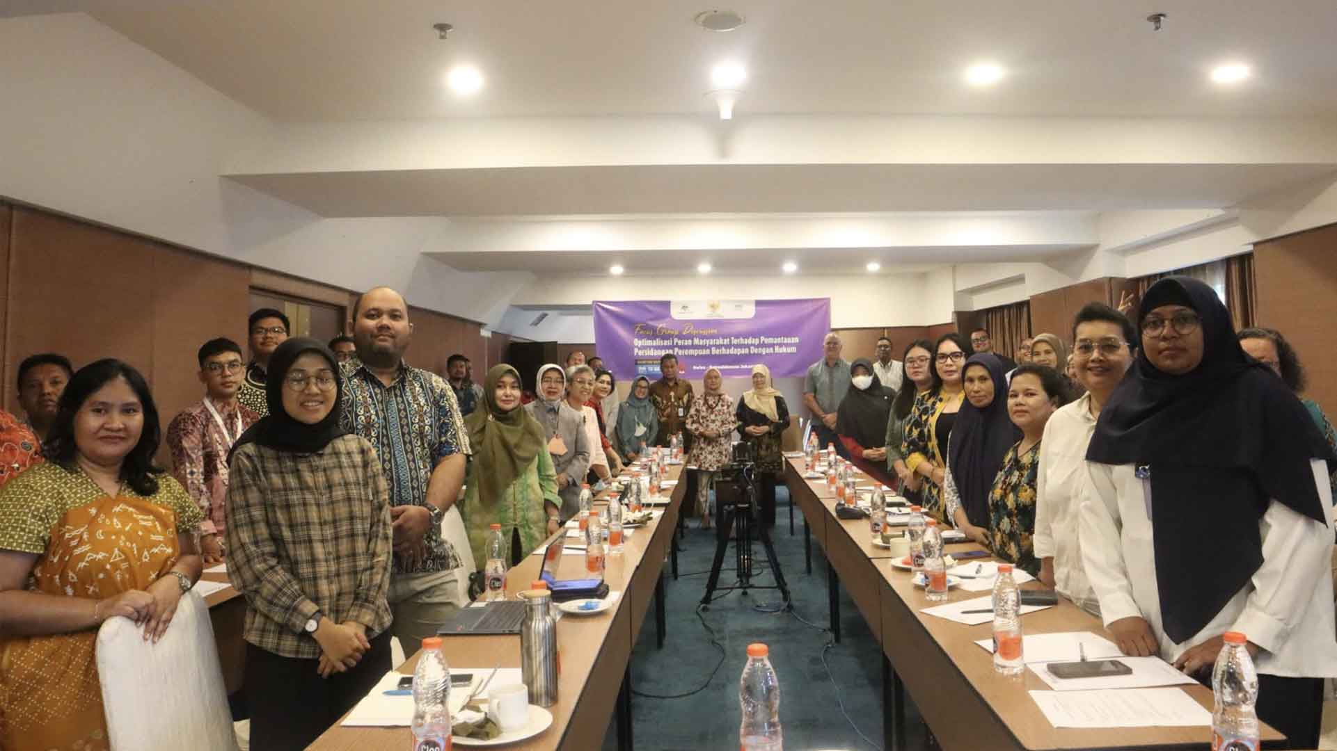 KY Ajak Publik Pantau Perkara Perempuan Berhadapan dengan Hukum KY Ajak Publik Pantau Perkara Perempuan Berhadapan dengan Hukum