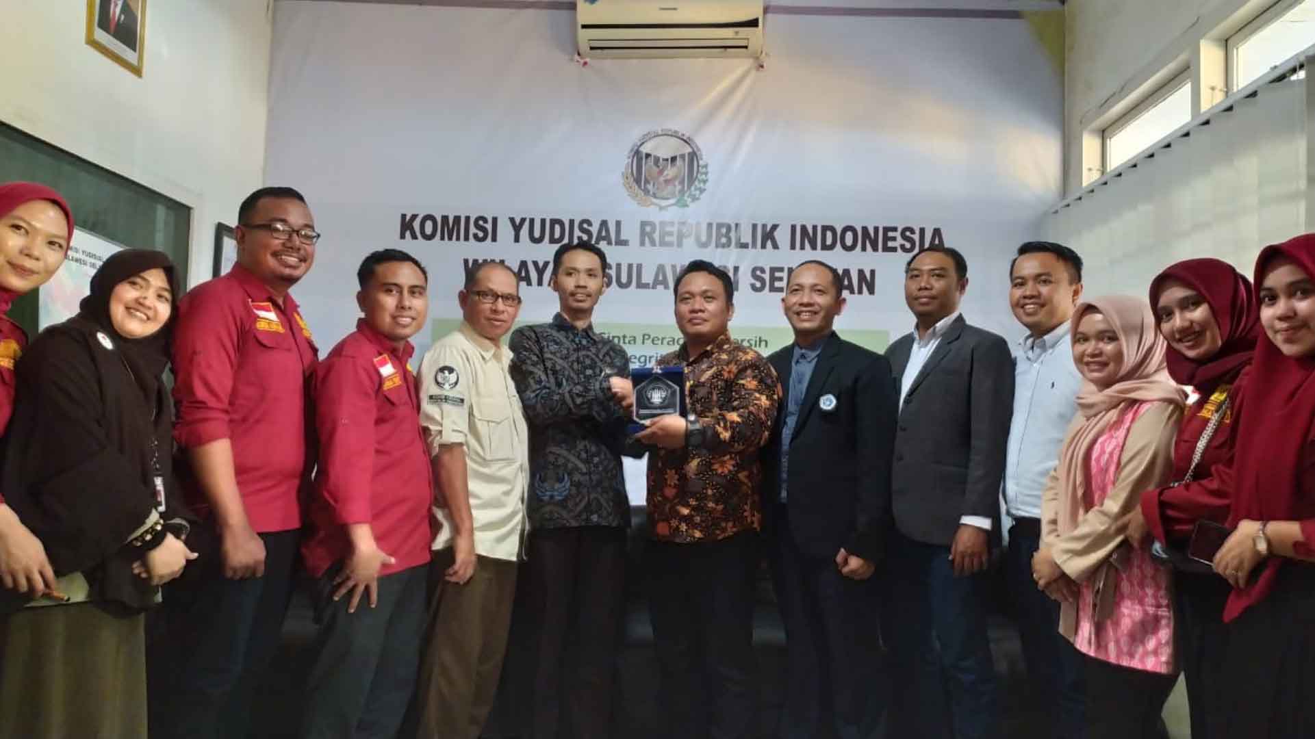 Penghubung KY Sulsel Terima Kunjungan Fakultas Hukum dan Ilmu Sosial Universitas Handayani Makassar