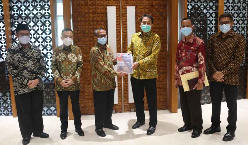 KY Sampaikan Hasil Seleksi Tahap Akhir CHA dan CH Ad hoc Tipikor dan PHI di MA ke DPR KY Sampaikan Hasil Seleksi Tahap Akhir CHA dan CH Ad hoc Tipikor dan PHI di MA ke DPR