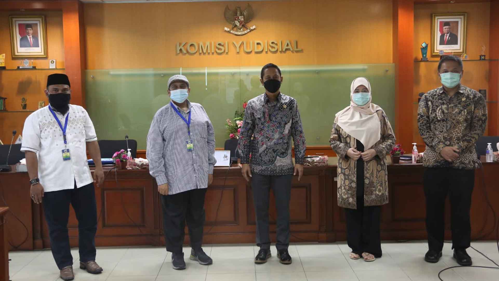 Terima Audiensi DTN 212, KY Pastikan Bersikap Independen Awasi Sidang MRS Terima Audiensi DTN 212, KY Pastikan Bersikap Independen Awasi Sidang MRS