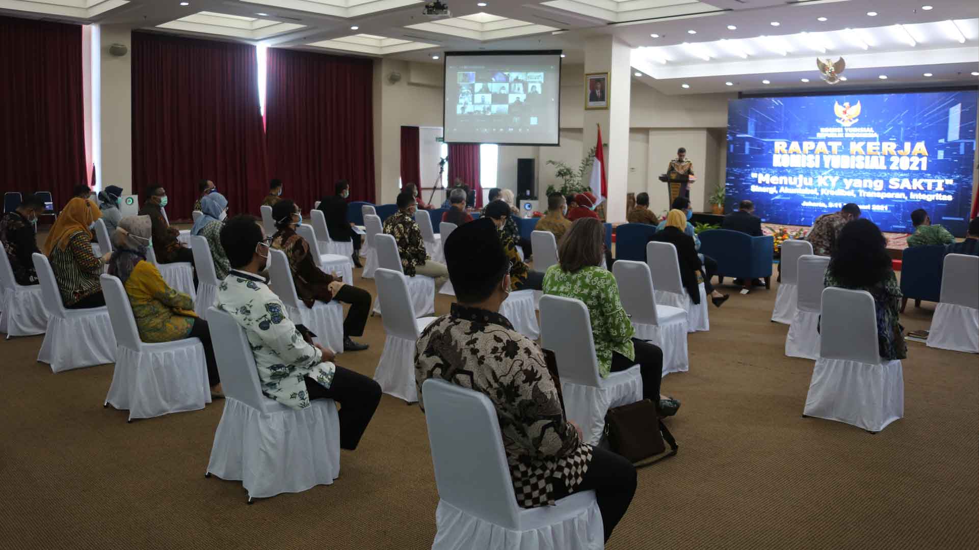 KY Gelar Rapat Kerja Tahun 2021 dengan Protokol Kesehatan KY Gelar Rapat Kerja Tahun 2021 dengan Protokol Kesehatan