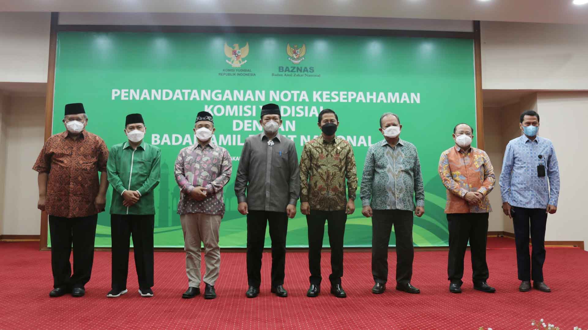 KY dan Baznas Tanda Tangani Nota Kesepahaman Pengelolaan ZIS KY dan Baznas Tanda Tangani Nota Kesepahaman Pengelolaan ZIS