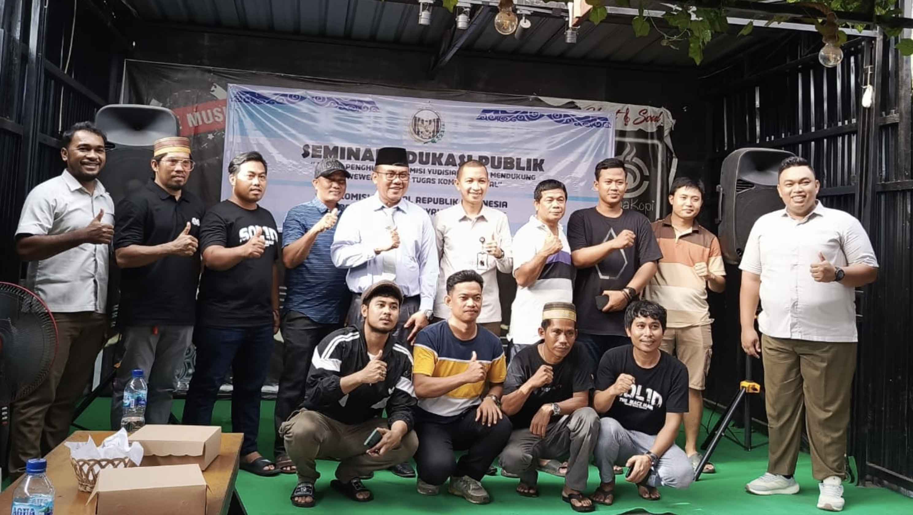 Penghubung KY Papua Barat Ajak Masyarakat Teluk Bintuni Awasi Perilaku Hakim