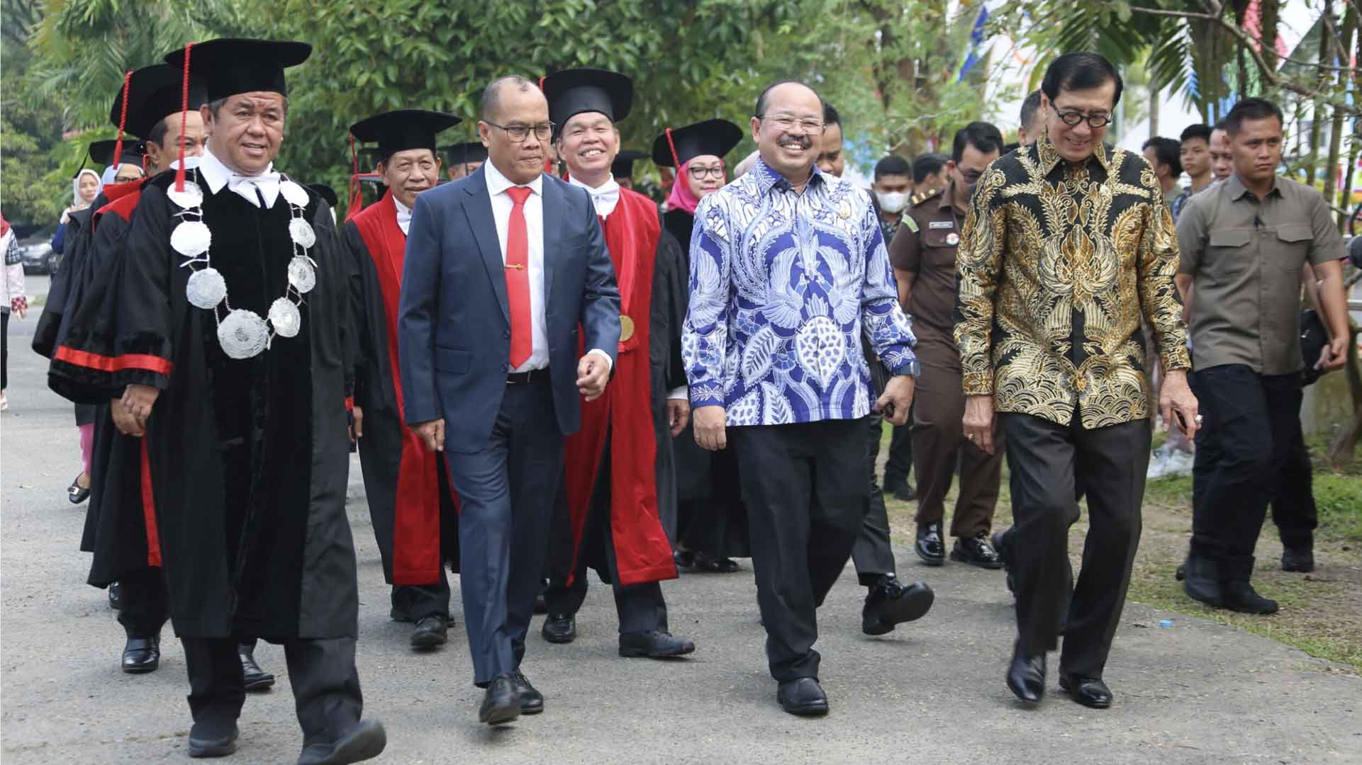 Tantangan Kewenangan KY dalam Pengawasan Hakim