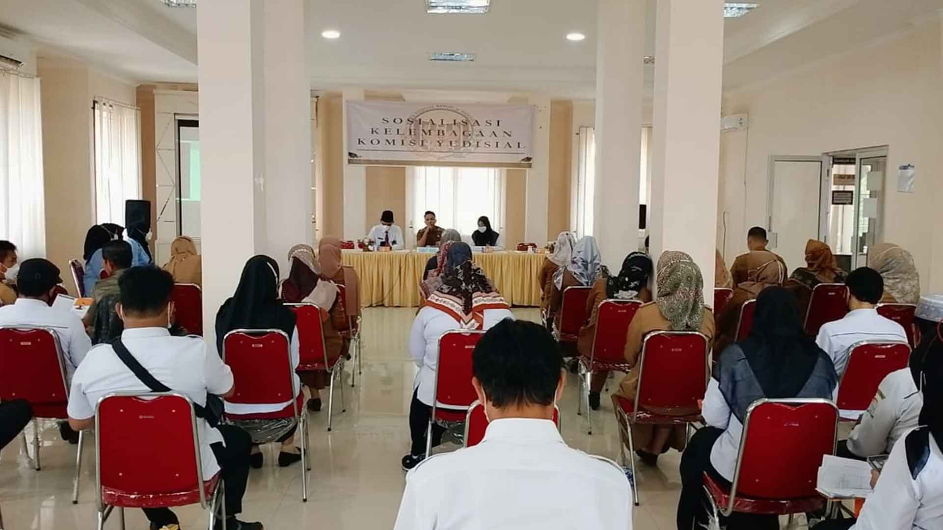 Penghubung KY Sumsel Gelar Sosialisasi di Kecamatan Sako Penghubung KY Sumsel Gelar Sosialisasi di Kecamatan Sako
