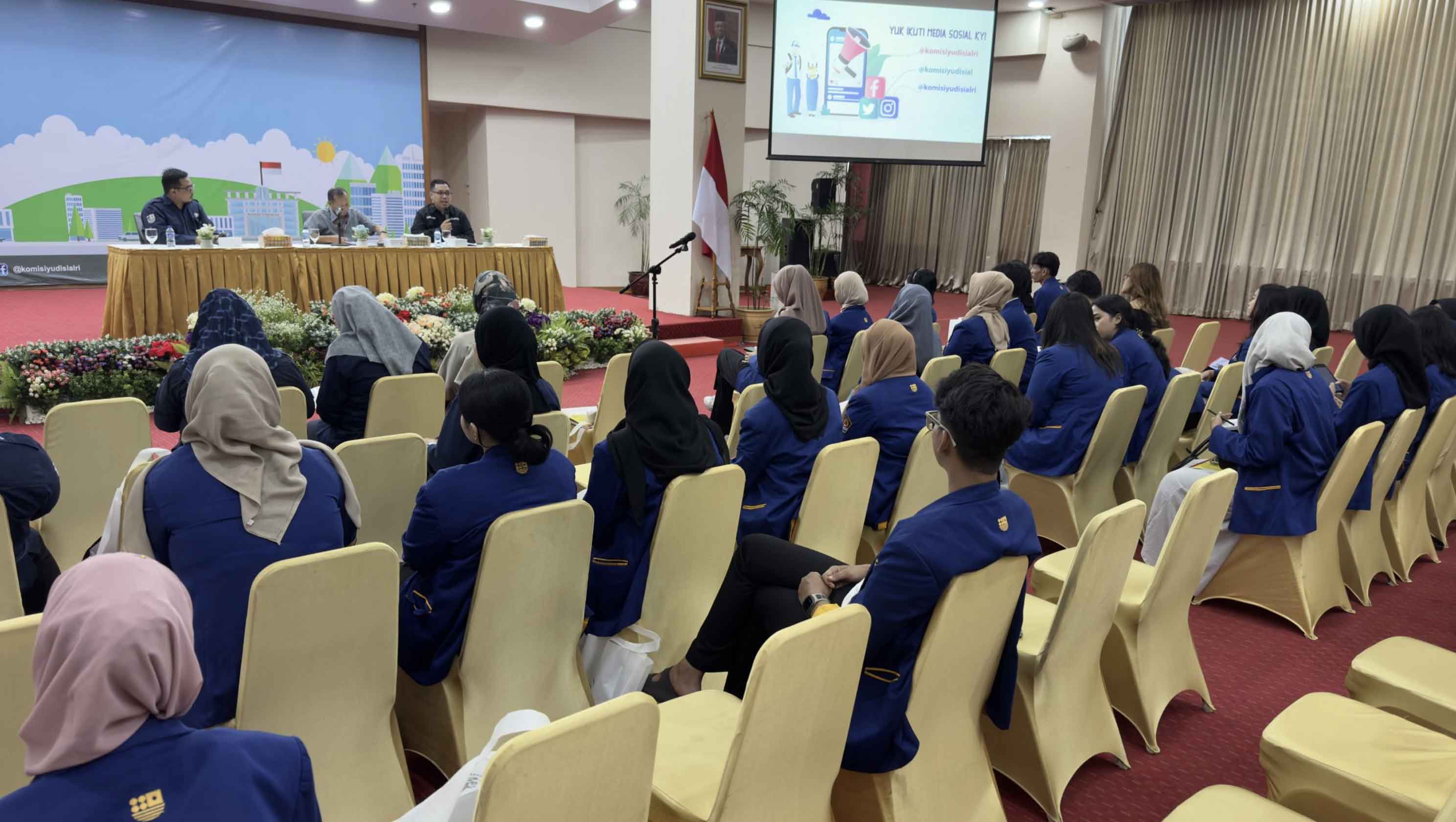 Publik Soroti Keterwakilan Perempuan sebagai Hakim Agung